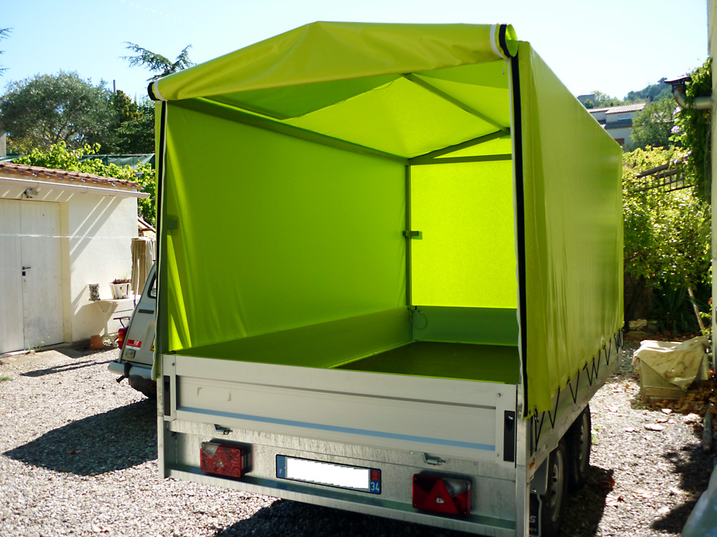 Bâche sur mesure en PVC 502