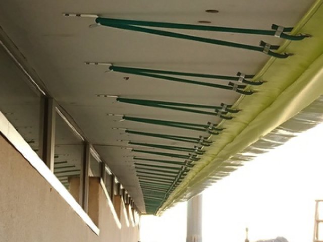 Bâche de protection pour façade de bâtiment