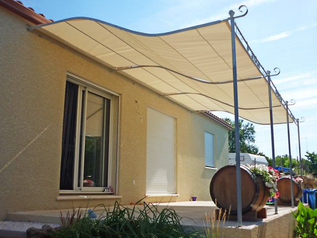 Pergola Toile 9m amovible PVC précontraint Ferrari 705 et Soltis 92 (6)