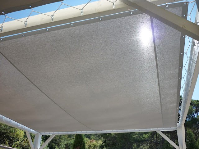 Pergola Toile autoportée en Soltis 92 (2)