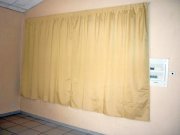 Pour collectivités : rideau en tissu Noctis coloris Abricot occultant 100 pour cent de la lumière et des UV (2)