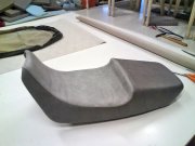 Réparation selle de moto (1)