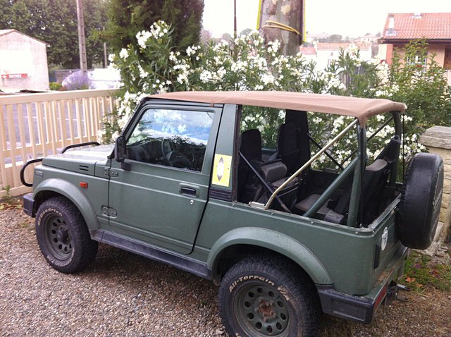 Sellerie VL/PL/TC capote véhicule (IMG_1111.JPG) New