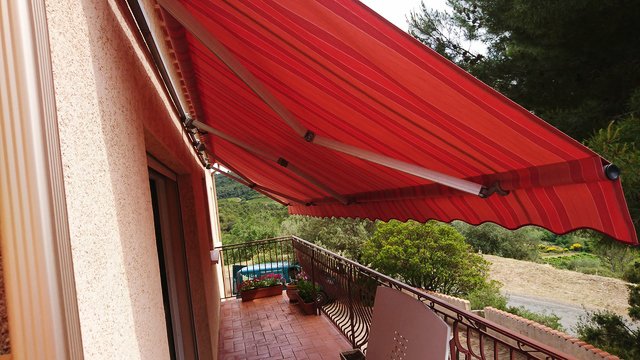 Store à banne (DSC_0079.JPG) New