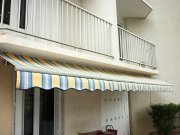 Store à banne (P1030886.JPG) New