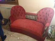 Tapisserie canapé capitonné