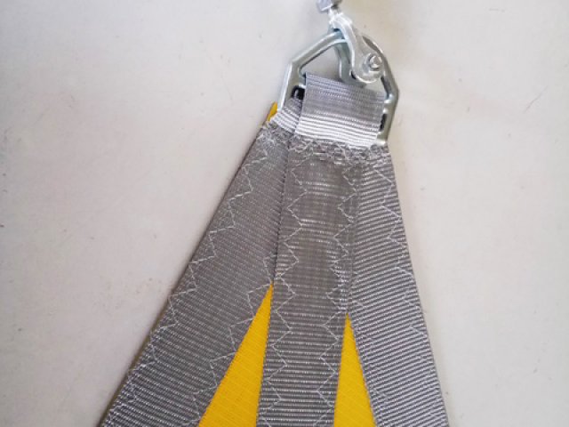 Finition pointe sangle voile d'ombrage